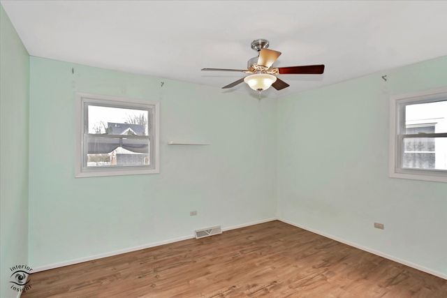 114 W Sumner Avenue, Peotone, IL 60468