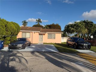 19751 NW 52nd Ct, Miami Gardens, FL 33055