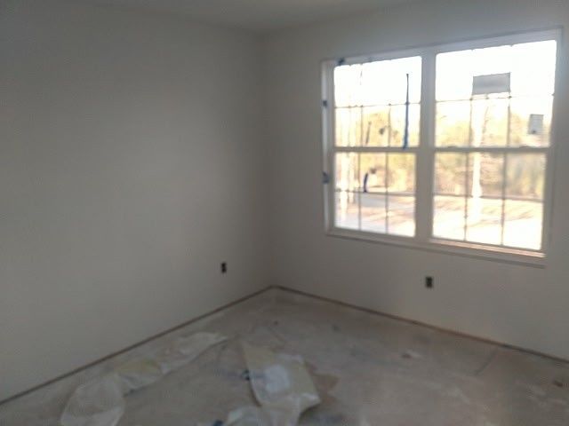 822 Conger St, Cumberland City, TN 37050