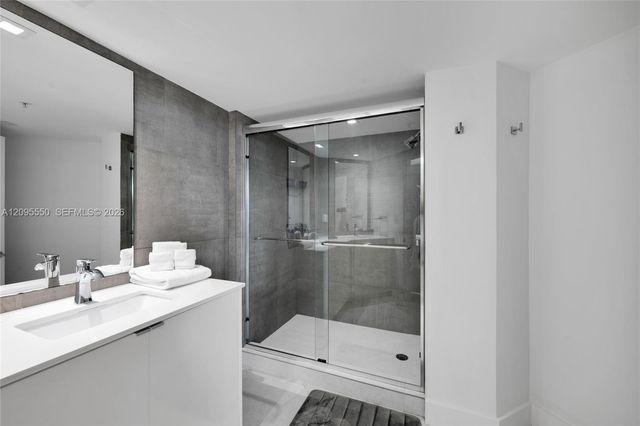 2080 S Ocean Drive 511, Hallandale Beach, FL 33009