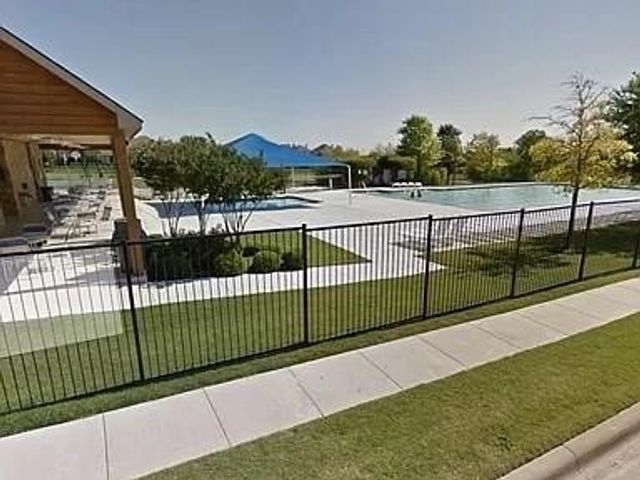 1205 Hickory Bend Lane, Fort Worth, TX 76108