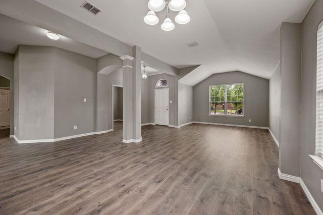 1205 Hickory Bend Lane, Fort Worth, TX 76108
