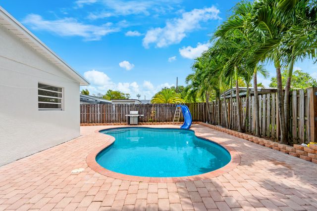 340 NE 26th Court, Pompano Beach, FL 33064