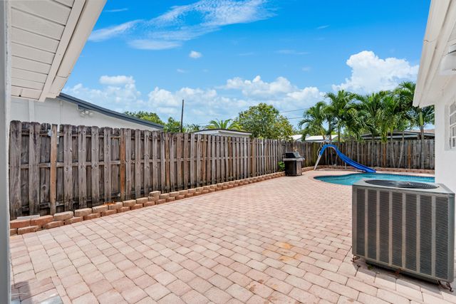 340 NE 26th Court, Pompano Beach, FL 33064