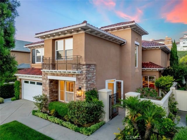 14 Pavona, Newport Coast, CA 92657