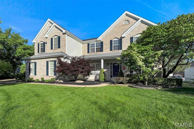 414 Isabella Manor Court, Chesterfield, MO 63017