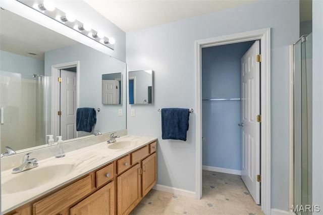 414 Isabella Manor Court, Chesterfield, MO 63017