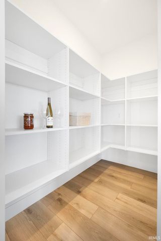 4725 Silverstone Passage, Fort Wayne, IN 46818