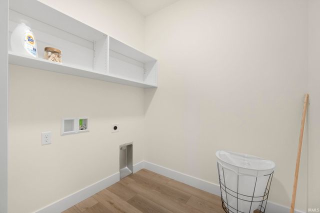 4725 Silverstone Passage, Fort Wayne, IN 46818