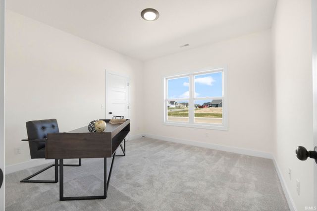 4725 Silverstone Passage, Fort Wayne, IN 46818