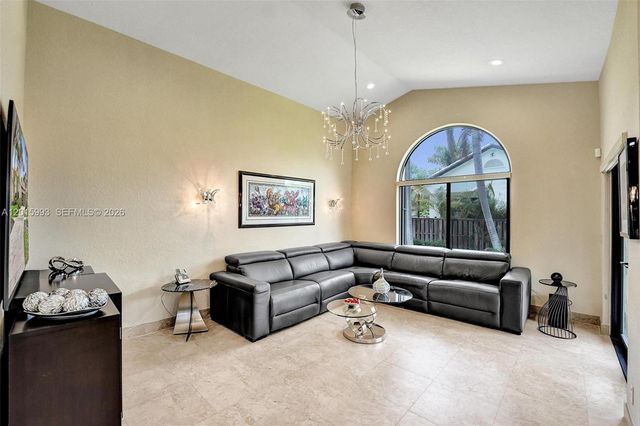 10403 Santiago St, Cooper City, FL 33026