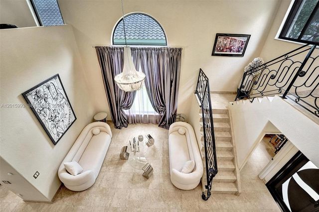 10403 Santiago St, Cooper City, FL 33026
