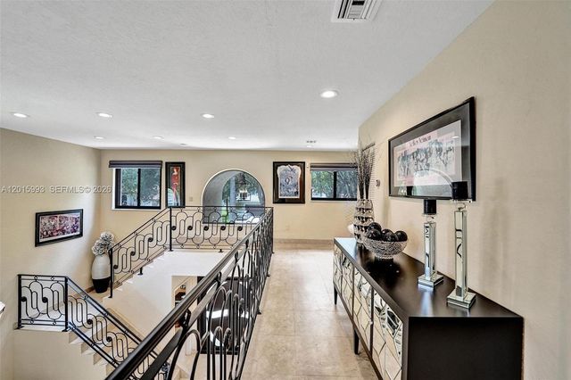 10403 Santiago St, Cooper City, FL 33026