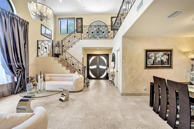 10403 Santiago St, Cooper City, FL 33026