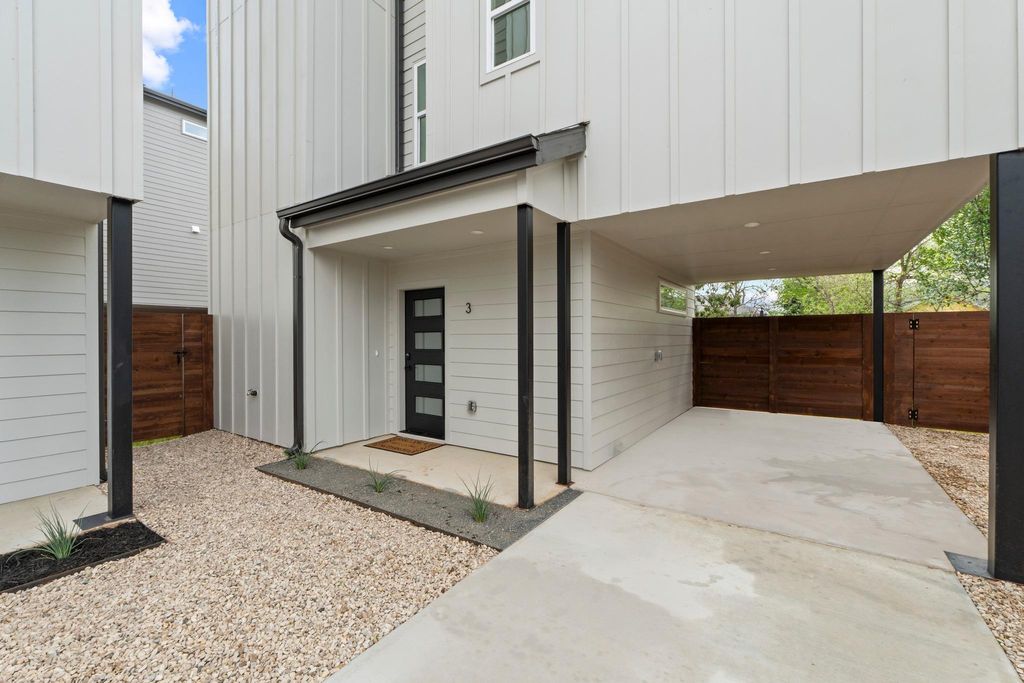 909 Calle Limon 3, Austin, TX 78702