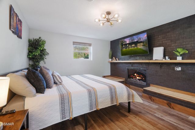 4020 Hitching Post Road, Pigeon Forge, TN 37863