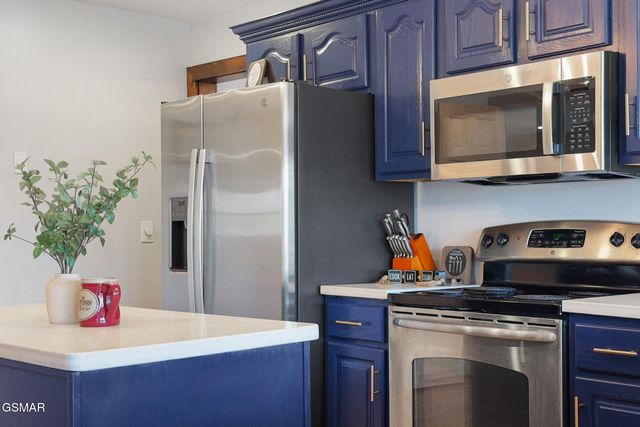 4020 Hitching Post Road, Pigeon Forge, TN 37863