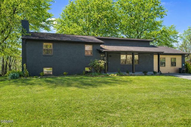 4020 Hitching Post Road, Pigeon Forge, TN 37863