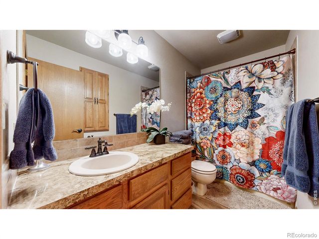 2484 N Boise Avenue, Loveland, CO 80538