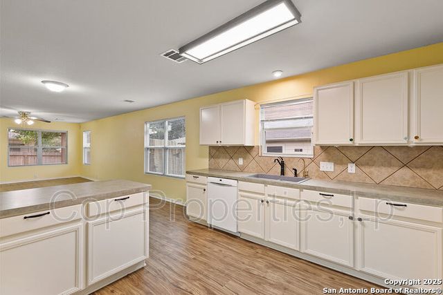 5132 Columbia, San Antonio, TX 78108