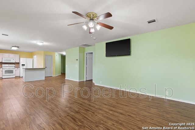 5132 Columbia, San Antonio, TX 78108