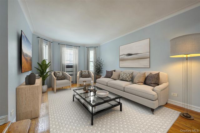 77-14 113th Street 2A, Forest Hills, NY 11375