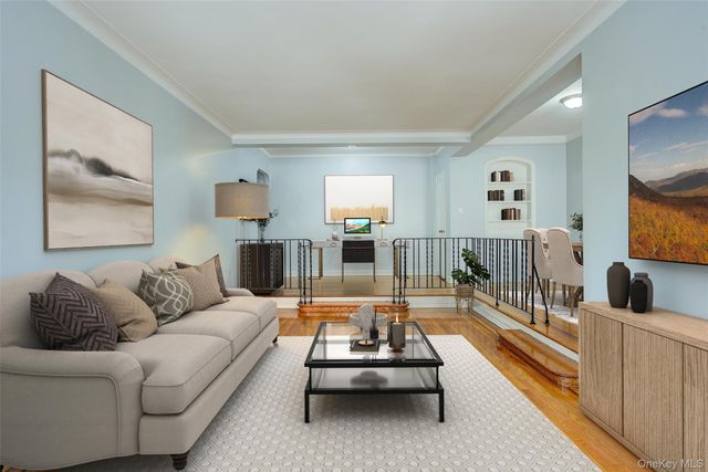 77-14 113th Street 2A, Forest Hills, NY 11375