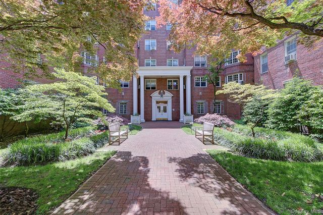 77-14 113th Street 2A, Forest Hills, NY 11375