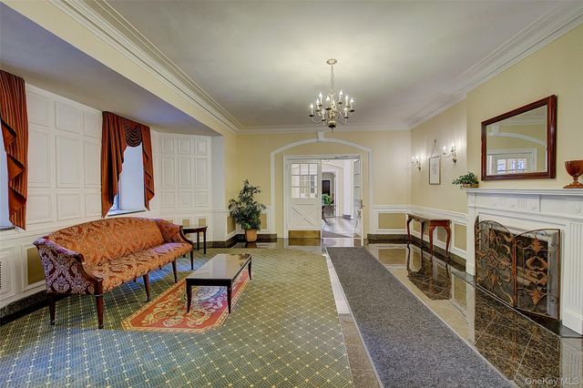 77-14 113th Street 2A, Forest Hills, NY 11375