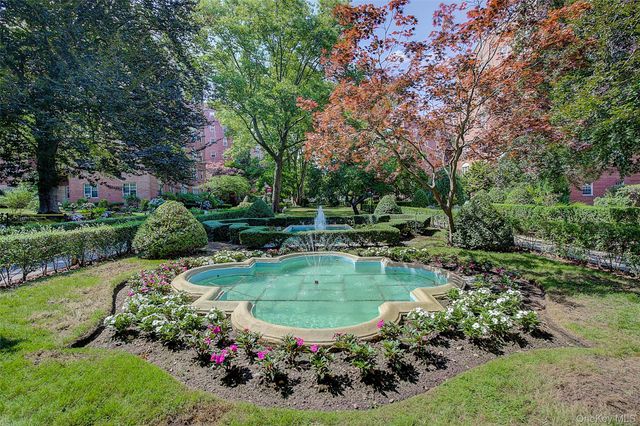 77-14 113th Street 2A, Forest Hills, NY 11375