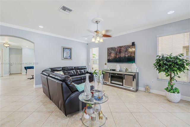 4604 SW 132nd Ave, Miramar, FL 33027