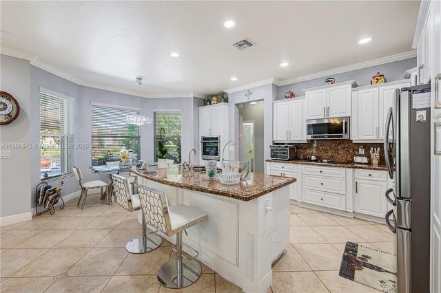 4604 SW 132nd Ave, Miramar, FL 33027