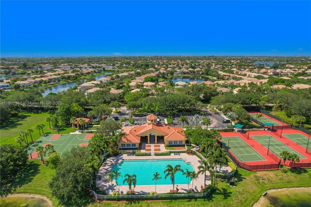 4604 SW 132nd Ave, Miramar, FL 33027