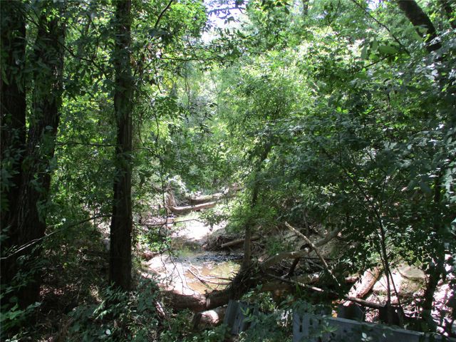 517 Rains County Road 1275, Emory, TX 75440