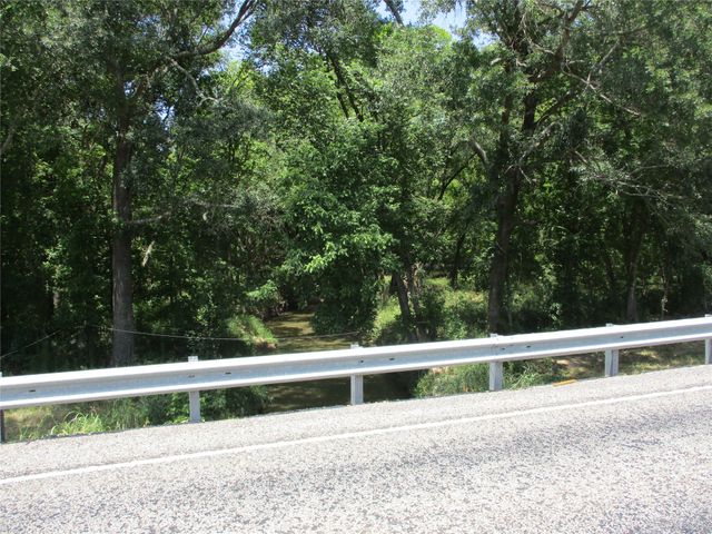 517 Rains County Road 1275, Emory, TX 75440
