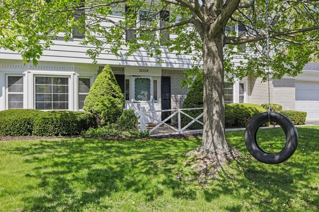 32318 Bonnet Hill Road, Farmington Hills, MI 48334