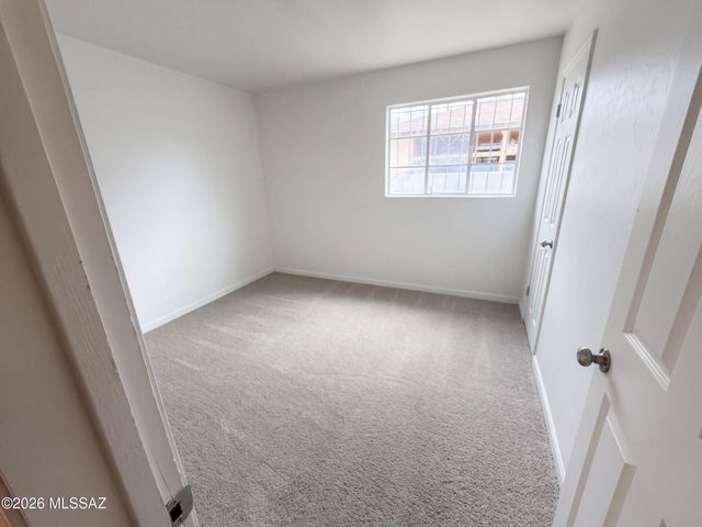 1621 S Bristol Avenue, Tucson, AZ 85713