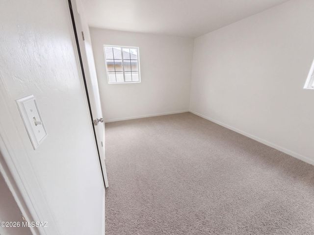 1621 S Bristol Avenue, Tucson, AZ 85713
