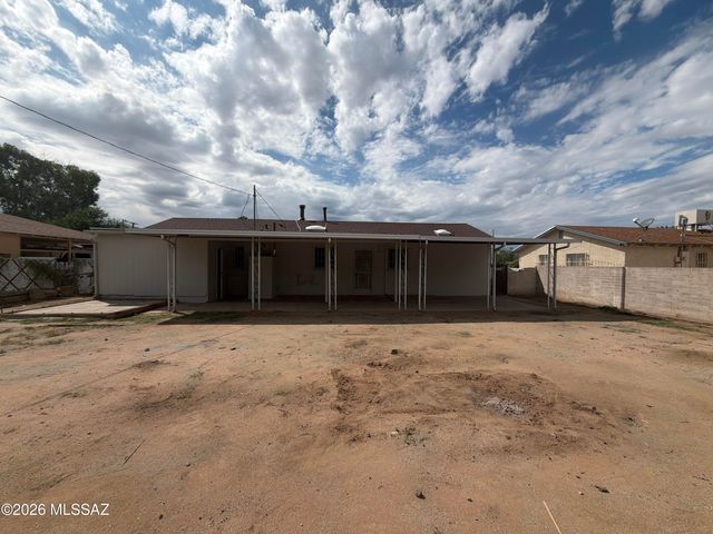 1621 S Bristol Avenue, Tucson, AZ 85713