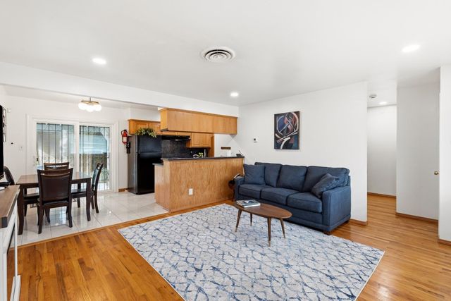 5049 Corvair St, North Highlands, CA 95660