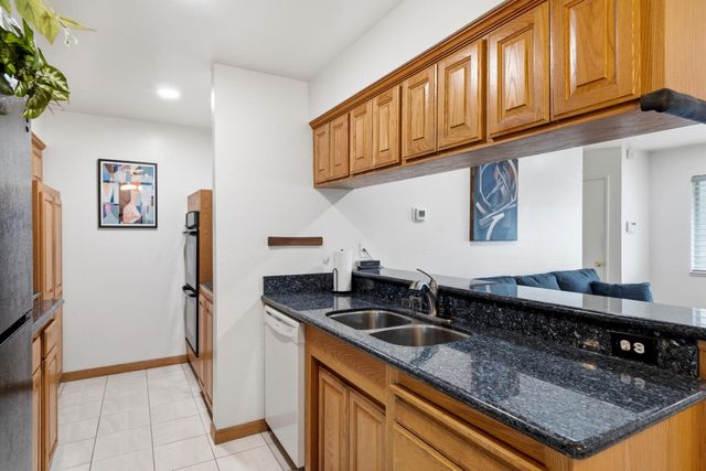 5049 Corvair St, North Highlands, CA 95660