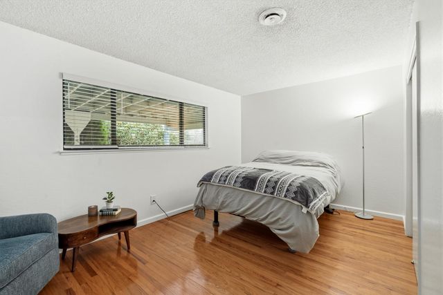 5049 Corvair St, North Highlands, CA 95660