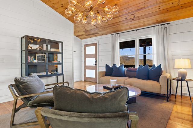 118 Lakota Lane, Mineral Bluff, GA 30559