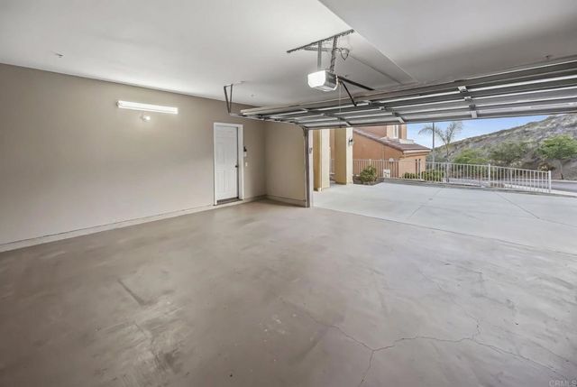 1819 Fabled Waters Dr, Spring Valley, CA 91977