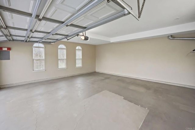 1819 Fabled Waters Dr, Spring Valley, CA 91977