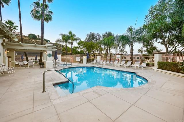 1819 Fabled Waters Dr, Spring Valley, CA 91977