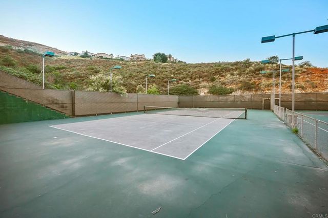 1819 Fabled Waters Dr, Spring Valley, CA 91977
