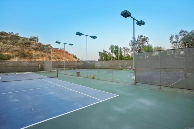 1819 Fabled Waters Dr, Spring Valley, CA 91977