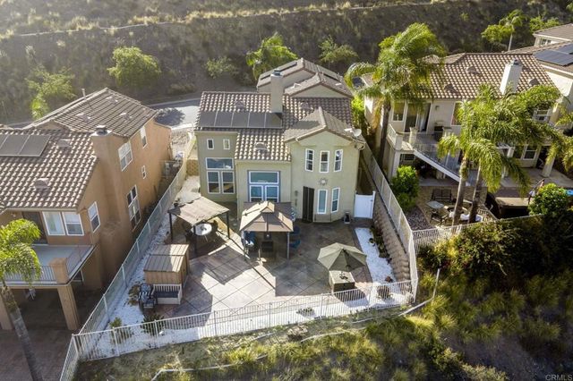 1819 Fabled Waters Dr, Spring Valley, CA 91977