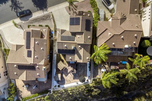 1819 Fabled Waters Dr, Spring Valley, CA 91977